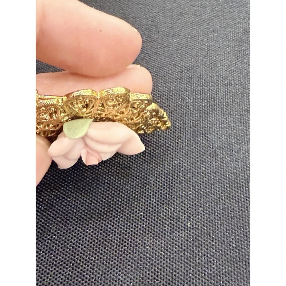 Vintage 1928 Pink Porcelain Pink Rose Flower Filigree Oval Brooch Gold tone